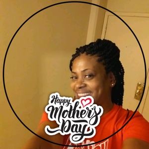 Meet your Posher, Lois